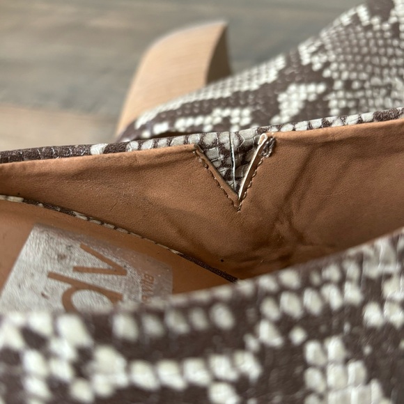 DOLCE VITA Ravyn Block Heel Mule - Size .5 - Natural Multi Snakeskin Print - Picture 11 of 12